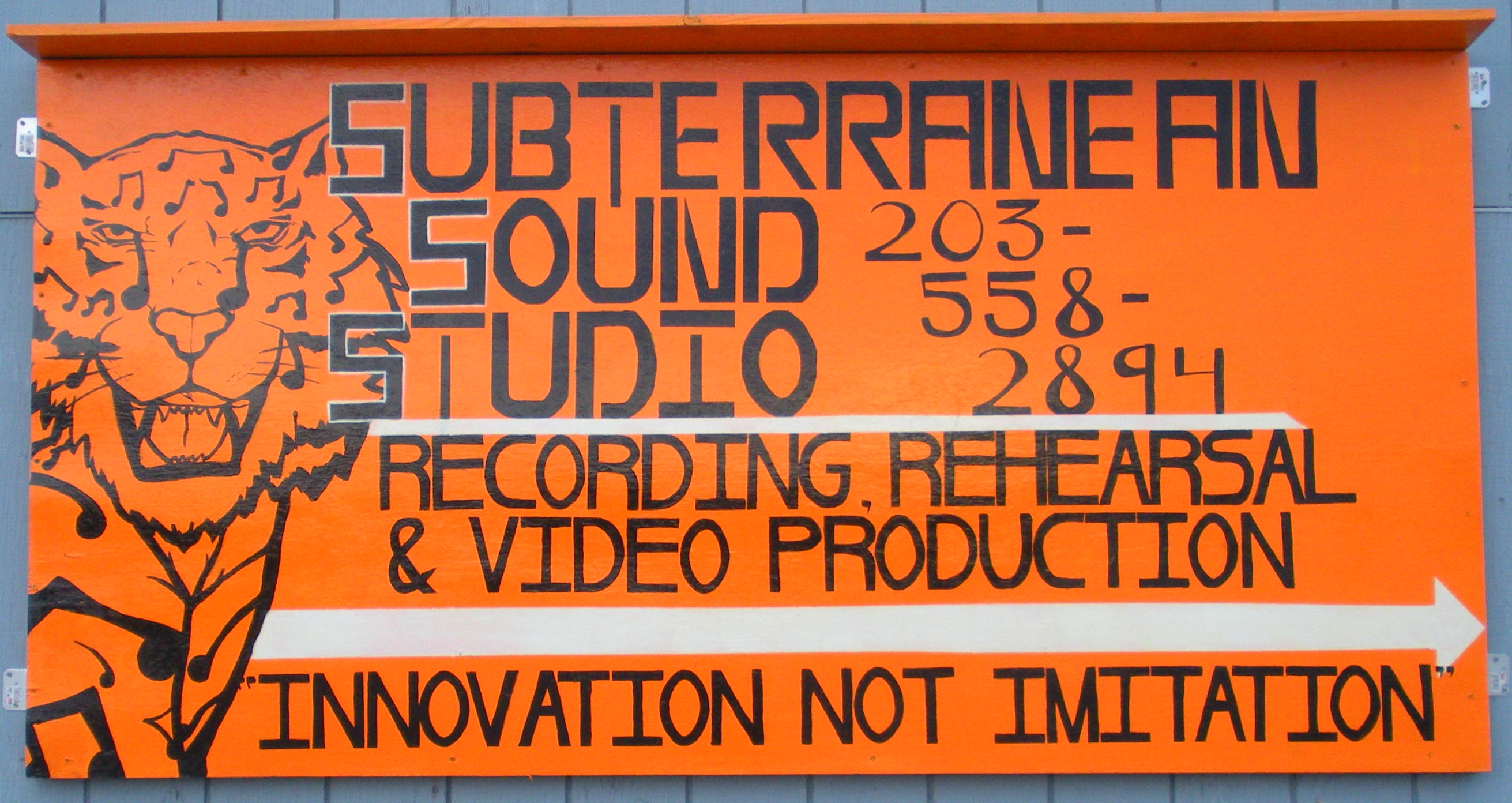 Subt Sound sign